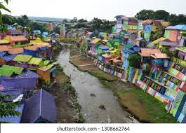 Selalunya, pola petempatan sesebuah kawasan setinggan ialah berselerak. Similar Images Stock Photos Vectors Of The Colorful Houses Of Kampung Warna Warni In Jodipan Village Malang 623737307 Shutterstock