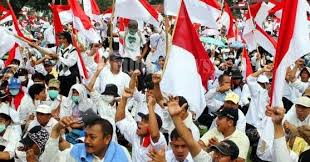 Harmonisasi antara pemerintah daerah dengan plkb, pkb, tpd didukung oleh imp maupun toko informal di setiap daerahnya masing masing suatu power yang luar biasa untuk menjalankan program yang tentunya berefek positive pada pengendalian jumlah penduduk untuk mencegah ancaman ledakan penduduk dengan segala dampaknya terhadap kemakmuran sosial di. Pertumbuhan Dan Kualitas Penduduk Indonesia Portal Kelas