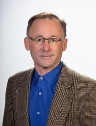 Russell Lund's Instagram, Twitter & Facebook