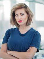 Emma smetana je moderátorka a zpěvačka a v tomto netradičním rozhovoru odpovídá na osobní otázky. Emma Smetana Aktualne Cz
