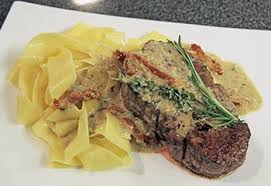 Steak Mit Blauschimmelkasesauce Rezept Rezepte Frisch Gekocht Und Kochrezepte