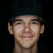 Sarah DeVoll Email & Phone Number