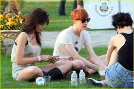 Daisy Lowe & Will Cameron: Coachella Kiss: Photo 1862571