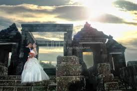 Sementara untuk membuat makanan tradisional ada ngapem dan bubur sura atau suro. 10 Lokasi Yang Layak Jadi Pilihan Untuk Latar Foto Prewedding Mu Bersama Pasangan