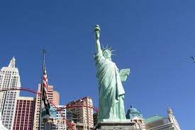 Cascada niagara este un ansamblu format din trei căderi de apă situate la granița dintre statul nord american new york din sua și provincia ontario din canada. Despre New York Statele Unite Prezentare Imagini Informatii Turistice Si Detalii Despre Statiunea New York