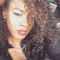 Courtney Knott's Instagram, Twitter & Facebook