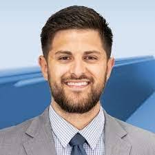 Lukas Gravley's Instagram, Twitter & Facebook