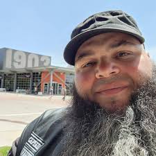 Detailing with Augie