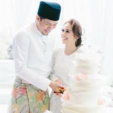 Jep bagi pick up line pada sari yanti untuk mengisi kekosongan hati. Cake Nikah Jep Dan Sari Yanti Pernikahan Artis