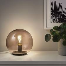 Haengelampe esstisch lampe dimmbar schan ikea. Tradfri Led Leuchtmittel E27 250 Lm Kabellos Dimmbar Behaglich Warmweiss Rund Klarglas Braun Ikea Schweiz