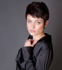 Pixie cut hair for cute girls. Grow Out Short Hair And How To Avoid The Hassle When Growing It Out