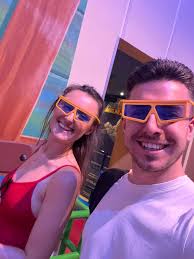 Two weeks ago I completed my Mental Health First Aiders course with the  wonderful Amanda Whitlock through her business Total Wellbeing Matters .  She taught us how to not only help others