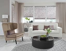 Wohnzimmer Plissee Hellbraun Vielfaltige Plissees Bezaubernde Flachenvorhange Liebevol Gardinen Wohnzimmer Modern Vorhange Wohnzimmer Gardinen Wohnzimmer