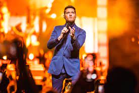 Review: Michael Buble serenades Abu Dhabi with jazz and jokes | The National