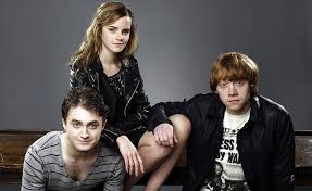 See more of daniel radcliffe and emma watson on facebook. Hd Wallpaper Daniel Radcliffe Emma Watson And Rupert Grint Harry Potter Emma Watson Daniel Radcliff And Rupert Grint Wallpaper Flare