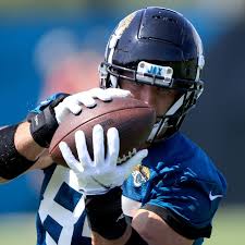After a week of speculation, tim tebow has signed a contract with the jacksonville jaguars. Darren Waller Offers Mentorship To Tim Tebow Big Cat Country