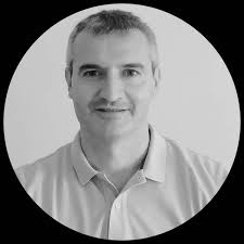 CHARMES: Comunicación Honesta sobre Refugiados y Migrantes en social media  y opinión pública.