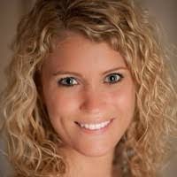 Tara Potts's Instagram, Twitter & Facebook