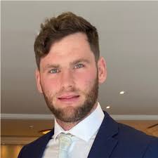 Was delighted to graduate yesterday with a 2.1 degree in Construction  Management and Engineering from the University of Limerick. Loved my time  in UL but all good things must come to an