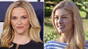 Jamie Lee Curtis Tells Allison Janney 'Go F— Yourself' For Her Pantless  Dress