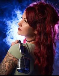 Georgia Lilly's Instagram, Twitter & Facebook