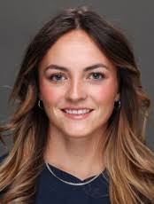 Vivian Holm's Instagram, Twitter & Facebook