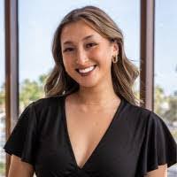 Natasha Kenyon's Instagram, Twitter & Facebook