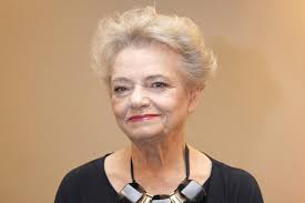 Czterdziestolatek”. Były narzeczony ją prześladował, a mąż odszedł do  młodszej kobiety. Życie Anny Seniuk nie było usłane różami