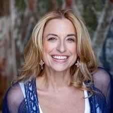 Best Holistic Life Magazine November 2022: Short, Jana, Botros, Nathalie,  Sappington, Taylor, Procopio, Dennis, Short, Dr. Dixie, McConnell, Andrew,  Campbell, Dawna, Anthony, Mark, Wygant, Dr. Elisabeth, Branum, William:  9798351780108: Amazon.com: Books