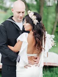 A low braid or ponytail with a few twists mixed in is just the hairstyle for a bride who wants an elsa princess look. 22 Country Chic Wedding Hairstyles For Long Hair