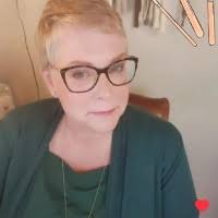 4 "Pam Strohmeyer" profiles