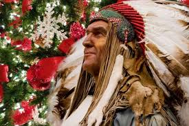 Such home decor is also referred to as a coastal or cottage decor. Native American Christmas Traditions Lovetoknow