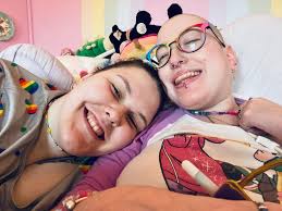 $18 markers from Temu. They work pretty good I just need more practice with  them. It's harder than it looks 😅