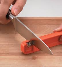 How to sharpen a knife with a whetstone or knife sharpener, the difference between honing and sharpening, plus professional knife sharpening techniques for at home use. Knife Sharpener Lee Valley Tools