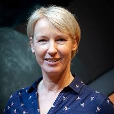 Sarah Jarman's Instagram, Twitter & Facebook