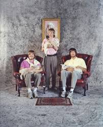 Sometimes a family portrait just isn't complete without the beloved family pet. Awkward Family Portraits By Morten Borgestad Yellowtrace