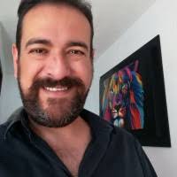 10+ perfiles de «Emanuel Velez»