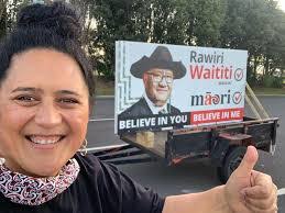 Peter Maslin's Instagram, Twitter & Facebook