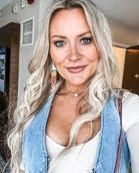 Tabatha Pierce's Instagram, Twitter & Facebook