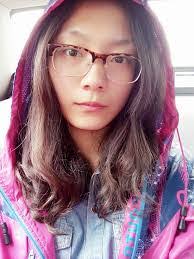 Lynn Lau's Instagram, Twitter & Facebook