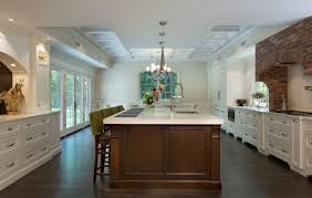 framed vs. frameless cabinetry