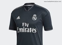 Cuando los jugadores del real madrid pisan el estadio rival, lo hacen sintiendo el apoyo de toda la afición madridista. Real Madrid Football Jersey 2018
