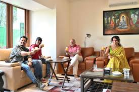 Manish sisodia was born to a rajput family in faugata village of hapur district, uttar pradesh on 5 january, 1972. Manish Sisodia On Twitter Pleasure To Have First Mango Shake Of The Season With Team Faujicalling A Movie On The Family Of A Soldier I M Also Waiting For Its Release