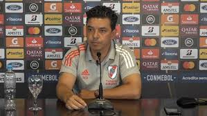 Marcelo gallardo habló en conferencia de prensa previo al choque por copa argentina y al inicio de la copa de la liga profesional crédito: River Plate De Que Hablara Marcelo Gallardo En Conferencia De Prensa Marca Claro Argentina