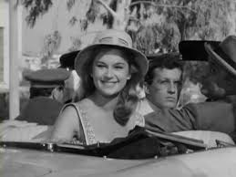 Το αγοράκι της φωτογραφίας άλλαξε 32 σπίτια μέχρι τα 13 του. To 3ylo Bghke Apo Ton Paradeiso Celebrities Actors Cinema