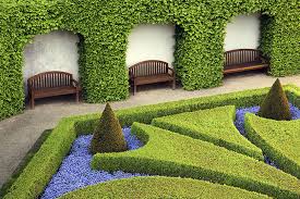 To properly maintain this formal look. Landscaping Ideas 2019 20 Tips For A Low Maintenance Yard Decor Aid
