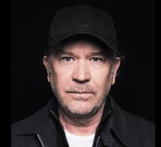 Timothy Hutton To Star In Fox's Drama Pilot From Annie Weisman & Jason  Katims