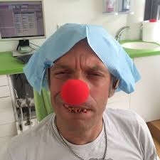 Für alle, die den Alex im Urlaub vermissen, hier ein paar Bilder als er das  letzte Mal beim Milchzahn Stuttgart hospitierte.