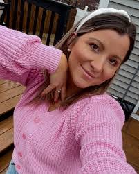 Ashley Mcelwain's Instagram, Twitter & Facebook