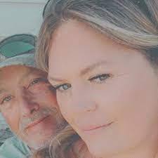 Brandy Murtha's Instagram, Twitter & Facebook